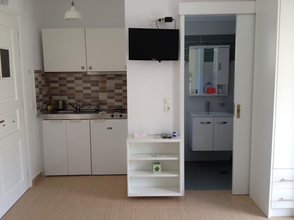 Green View Apartments Ayios Nikitas Bagian luar foto