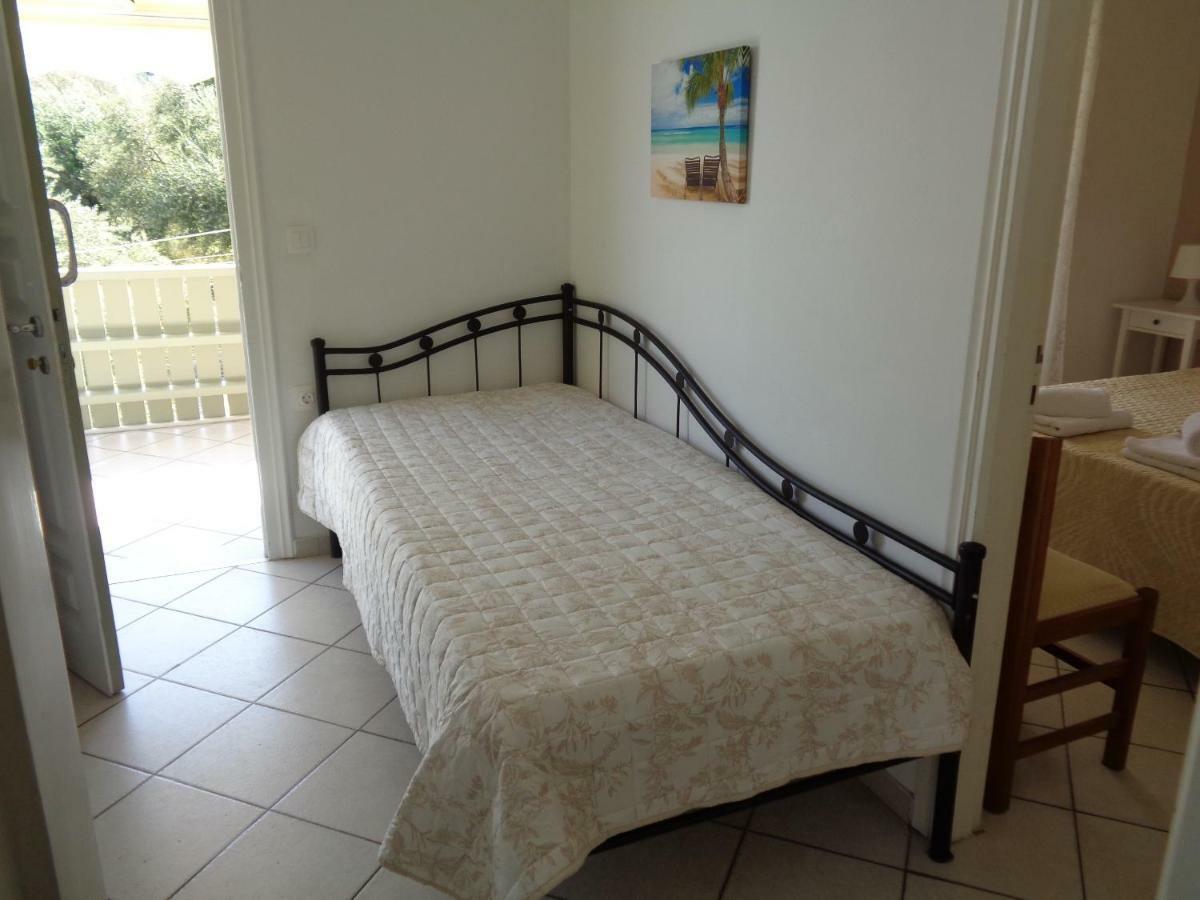Green View Apartments Ayios Nikitas Bagian luar foto
